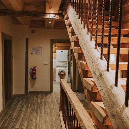 Hostel Lukna モイストラナ エクステリア 写真
