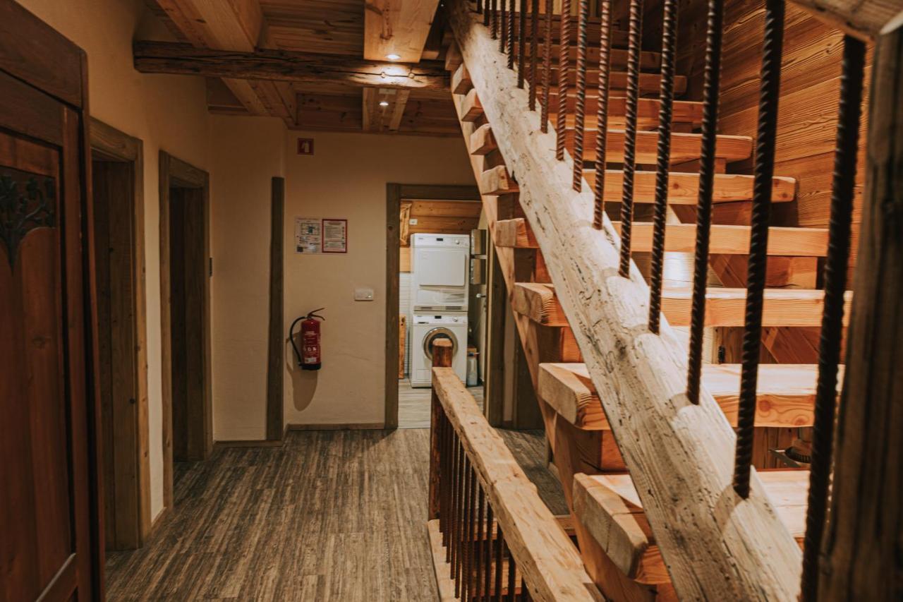 Hostel Lukna モイストラナ エクステリア 写真